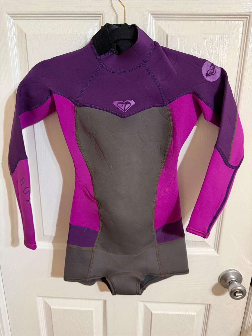 Roxy Purple & Magenta Neoprene Long-Sleeve Swim Top